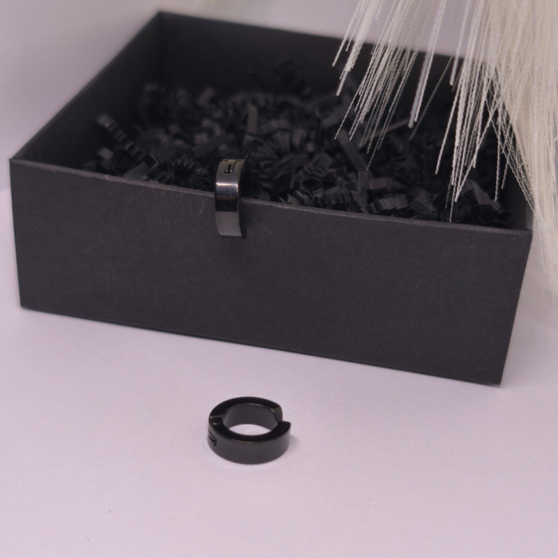 Klipsid "Pimeduse ring"