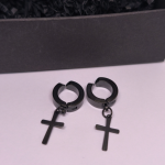 Klambrid „Must klassika“