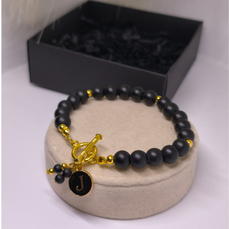 Personaliseeritud käsitöö käevõru „Must luksus“