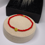 Käsitööna valminud kaitse- ja õnnekäevõru