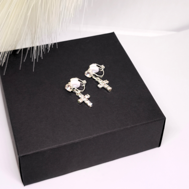 Stiilsed klipsid "Ristimotiiv"