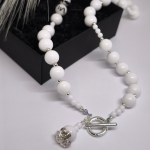 Kaelakee "Valge klassika"