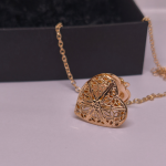 Medaljon "Kuldne süda"