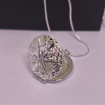 Medalion "Aja Ratas"