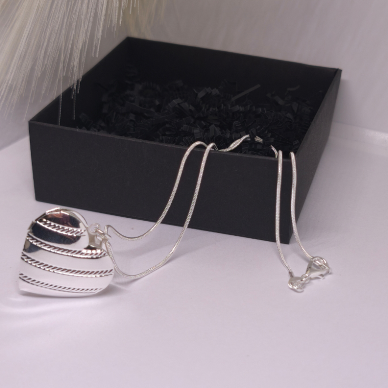 Medaljon "Tundelainete rütm"