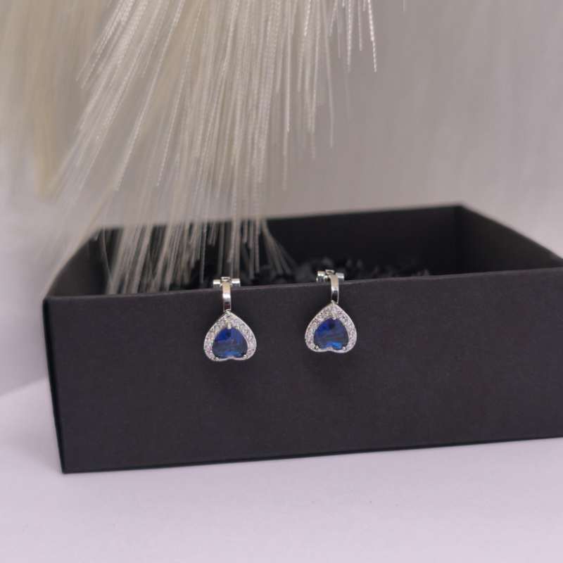 Kõrvarõngad – klambrid „Safiiresüda“