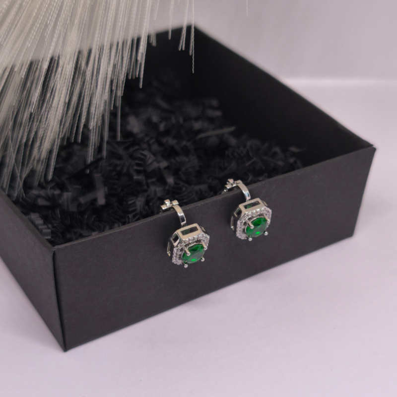 Kõrvarõngad – klipid „Kuninglik aura“