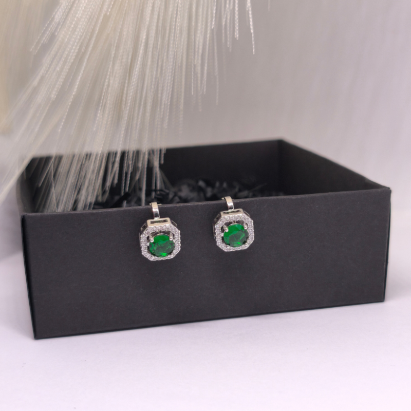 Kõrvarõngad – klipid „Kuninglik aura“