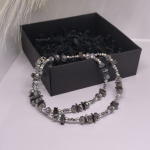 Käsitöö kaelakee „Graafiidi sära“