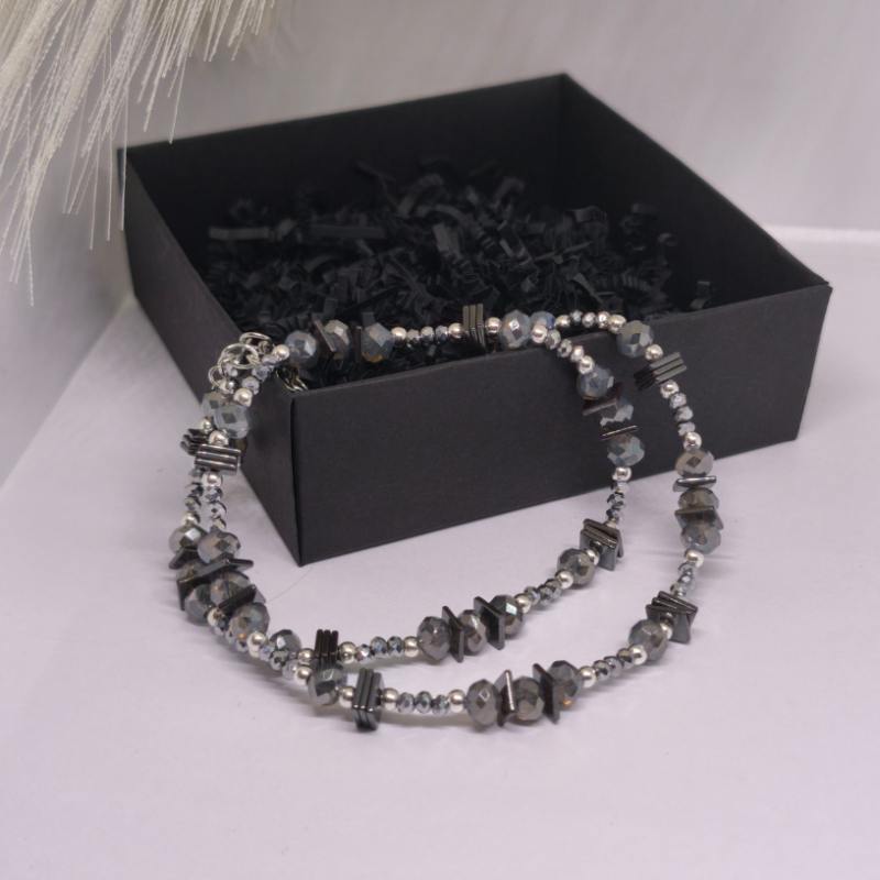 Käsitöö kaelakee „Graafiidi sära“